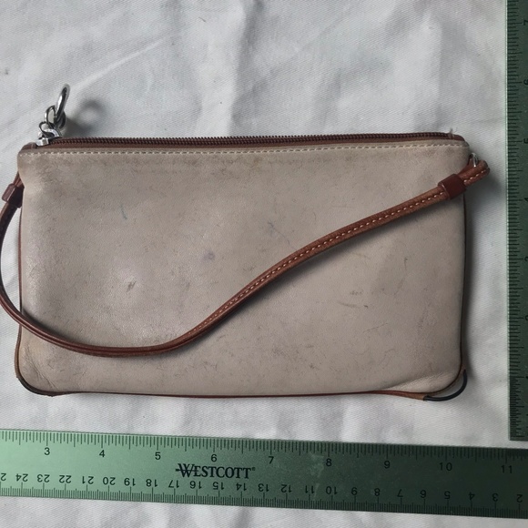 Coach mini purse - Picture 2 of 5